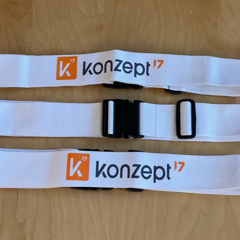 Kofferband mit Konzept17 Logo